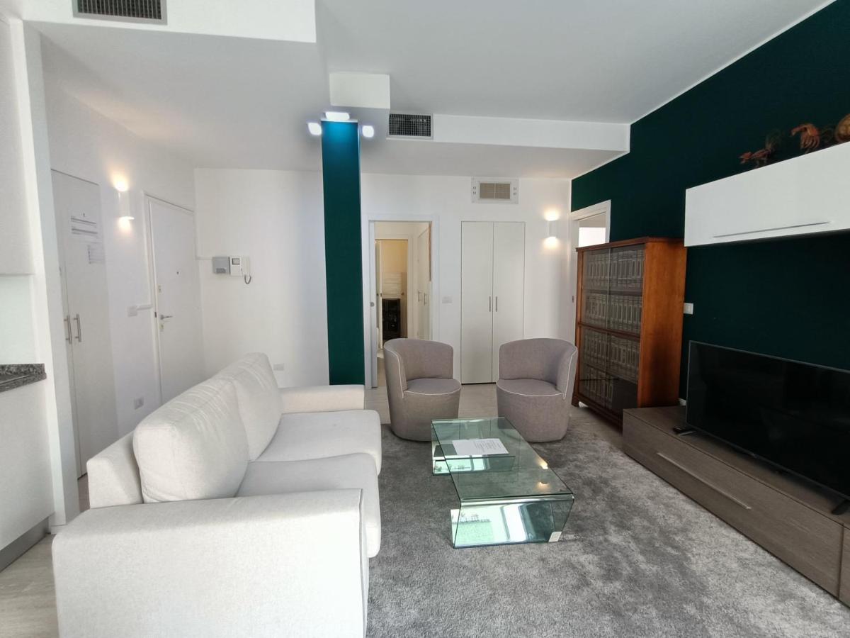 Joivy Elegant Flat For 6 With 2 Balconies Διαμέρισμα Μιλάνο Εξωτερικό φωτογραφία