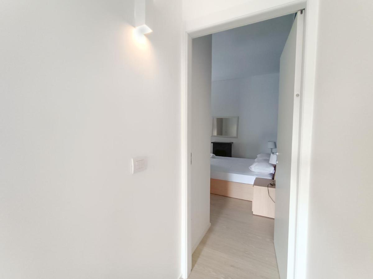 Joivy Elegant Flat For 6 With 2 Balconies Διαμέρισμα Μιλάνο Εξωτερικό φωτογραφία